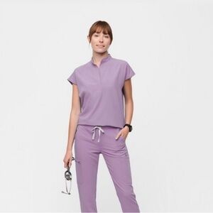 Figs lavender dew Blake top in size xs